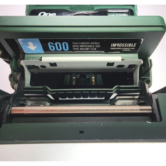 Original Impossible Project Polaroid 600 OneStep Instant Camera w/Bag Tested VG+ - Picture 6 of 15